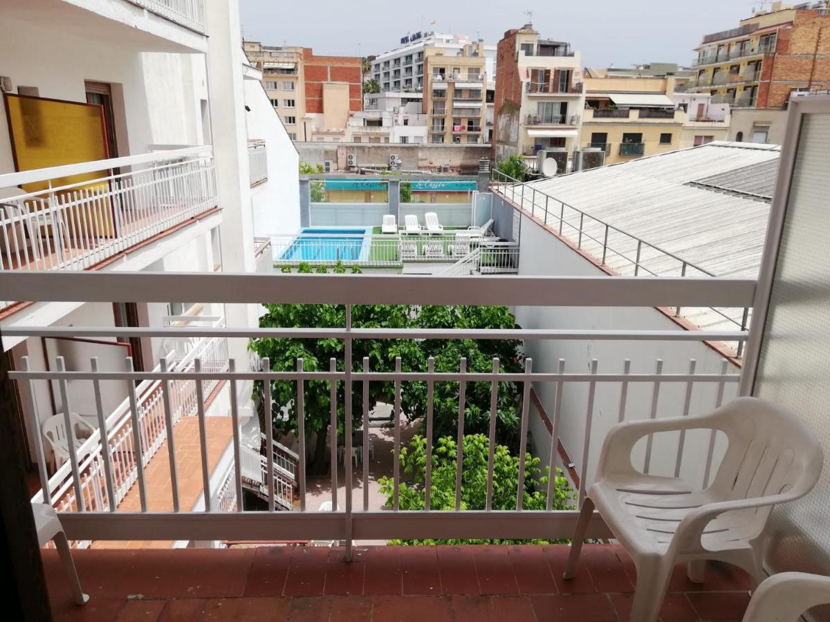 Hotel Armonia Lloret de Mar Exterior photo